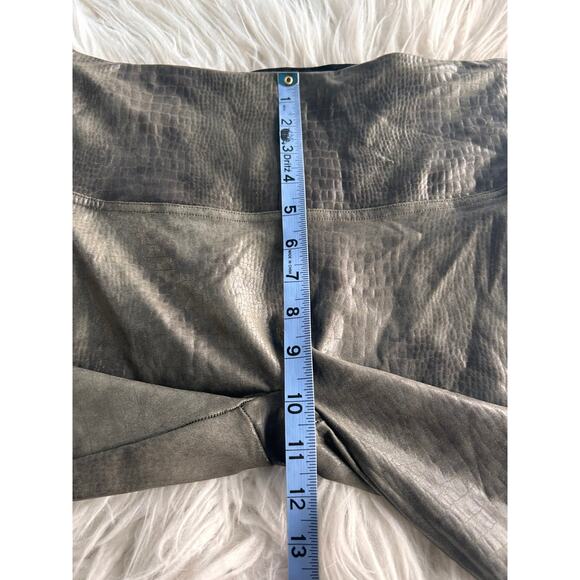 Spanx Women's Faux Leather Croc Shine Leggings Stretch Darkened Olive Size Large - Picture 14 of 16